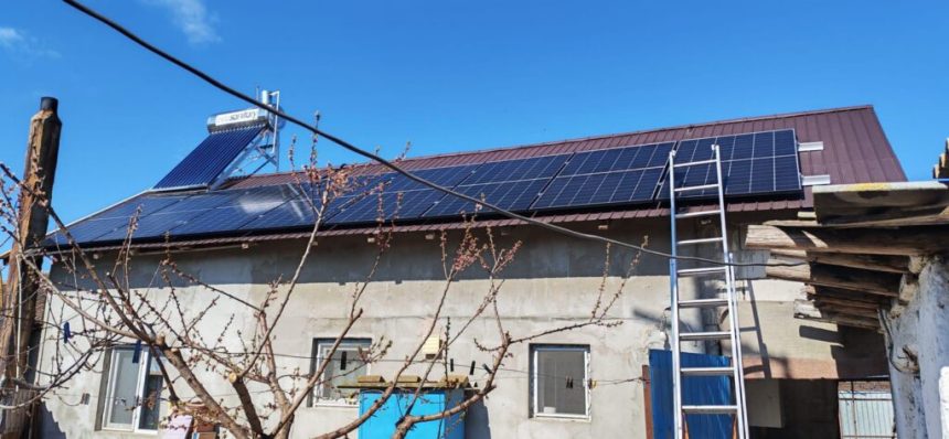 58 de familii din Babadag vor beneficia de panouri solare gratuite Cine primeste ajutorul