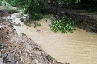 Cod portocaliu de inundatii in nord estul tarii si atentionari pentru 17 judete
