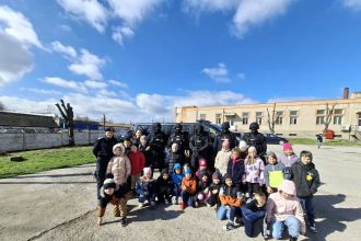 Copiii din Tulcea au descoperit lumea jandarmilor de Ziua Jandarmeriei Romane Vizite speciale video