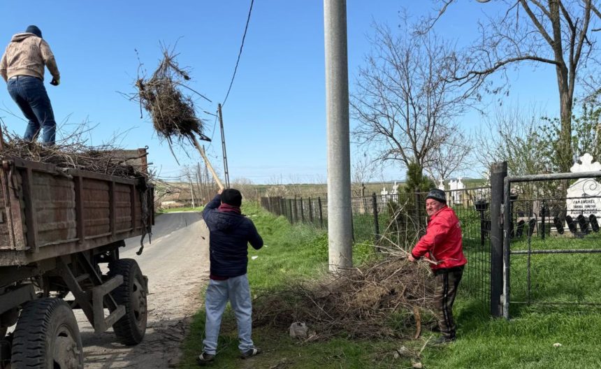Curatenie de primavara in comuna Mihail Kogalniceanu cum arata acum dupa lucrarile de igienizare foto