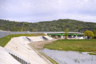 Dupa zeci de ani podul peste Tisa devine o realitate se va inaugura in vara