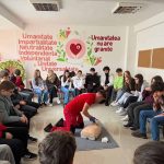 Elevii din Tulcea invata sa oferi primul ajutor lecii care pot salva vieti foto