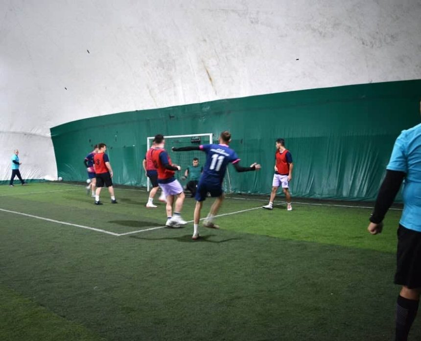 Goluri spectaculoase si reveniri impresionante in etapa a II a a Ligii Firmelor si Institutelor de minifotbal