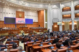 PSD si AUR colaboreaza motiune de cenzura pentru demiterea Guvernului Bolojan