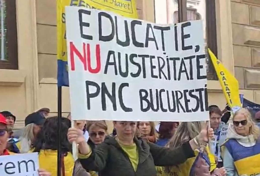 Protest in fata Ministerului Educatiei profesorii ameninta cu greva generala video