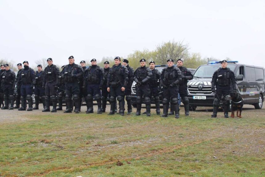 Refugiati interceptati pe Dunare Interventie de forta la Tulcea in cadrul exercitiului militar Sea Shield 2026 video