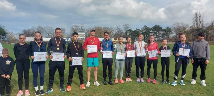 Rezultate deosebite obtinute de elevii Liceului Brad Segal din Tulcea la Olimpiada Nationala a Sportului Scolar foto