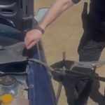 Sarpe de 15 metri gasit sub capota unei masini Interventie de urgenta in Malcoci dupa un apel la 112 Video