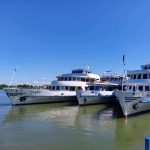 Val de turisti in Delta Dunarului curse suplimentare pe ruta Tulcea Sulina si o noua linie expres incepand din iunie