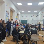 educatie financiara pentru elevii din tulcea lectii despre bani siguranta si prevenirea fraudelor foto