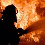 foc in miez de noapte la isaccea o casa pe cale sa devina o tragedie