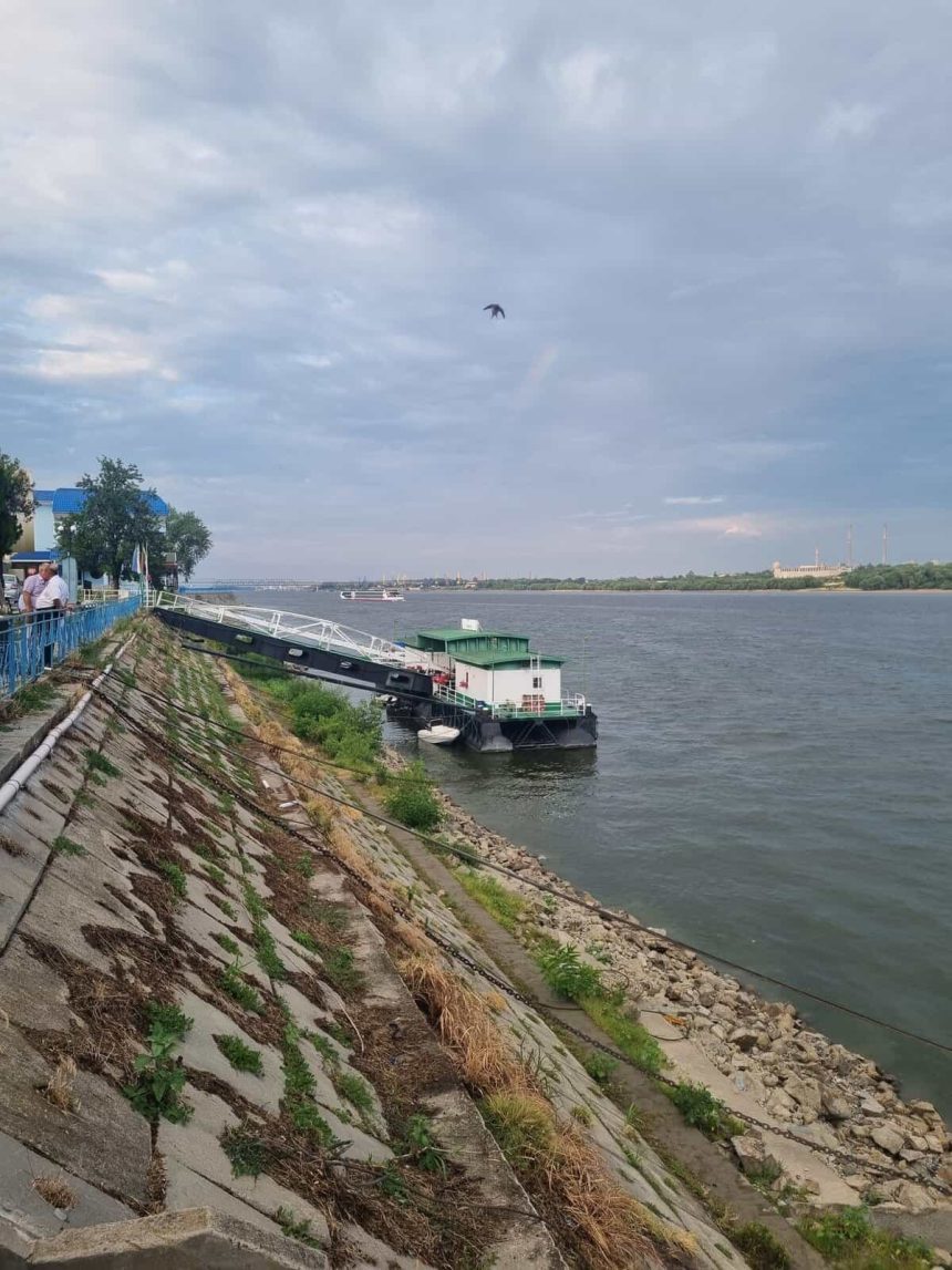 Astazi nivelul Dunarii scade cu 15 cm la Tulcea Delta ajunge in zona rosie a apelor reduse