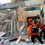 Cutremur de 7 7 grade in Indonezia cel putin 20 de decetati si mii de evacuati