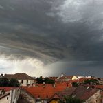 De la 37 de grade la furtuni si vijelii ANM preconizeaza o schimbare brusca a vremii