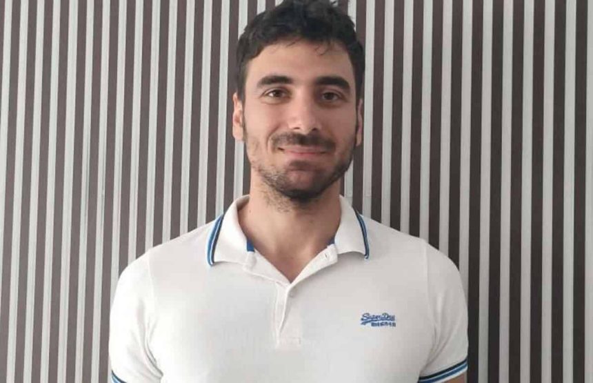 De la halatul alb la santier Medic specialist din Tulcea obligat sa lucreze in constructii