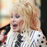 Dolly Parton a murit la 80 de ani dupa o scurta lupta cu cancerul