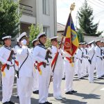 Eroii marinari comemorati la Tulcea Ceremonial militar si religios la Cimitirul Eroilor foto