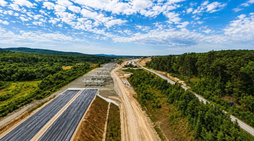 Finalizarea tunelului mare de pe Margina Holdea estimata pentru 20 august 2026