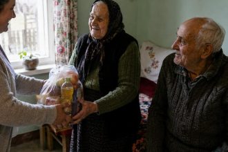 Finantare semnificativa de 1 8 milioane de euro pentru comuna Baia Varsnicii vor beneficia de ingrijire si asistenta la domiciliu