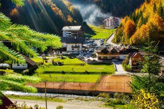 Romania abandoneaza vacantele interne iar turistii straini nu acopera scaderea