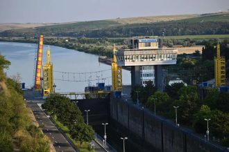 Seceta determina Romania sa importe un volum record de energie electrica din Bulgaria