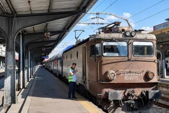 Trenurile regionale din Bucuresti au inregistrat peste 390000 de minute de intarziere intr un an