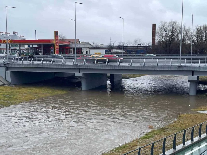 avertizari de cod galben de inundatii in tulcea si alte 27 de judete hidrologii trag un semnal de alarma asupra viiturilor pe rauri mici
