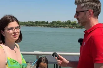 A descoperit Tulcea și a numit-o „acasă”. Povestea turistei devenite localnică / video