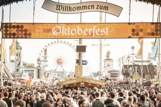 A început Oktoberfest la Munchen, cu bere la 15,90 euro litrul