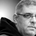 A murit Patrick. Dumnezeu are, într-adevăr, legitimație de presă