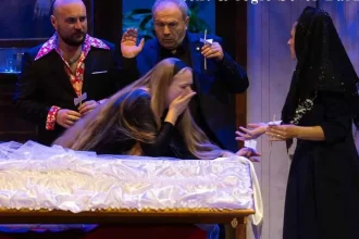 Comedie morbidă la Tulcea: „Recviemul unui tipograf” revine pe scenă