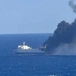 Incendiu pe un feribot plin cu camioane în largul insulei Mykonos