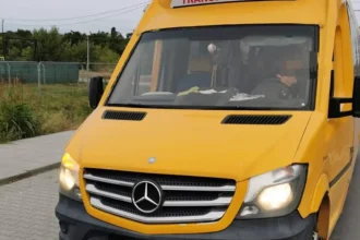 Nereguli la transportul școlar din Tulcea: amenzi de 3.500 lei și un certificat retras