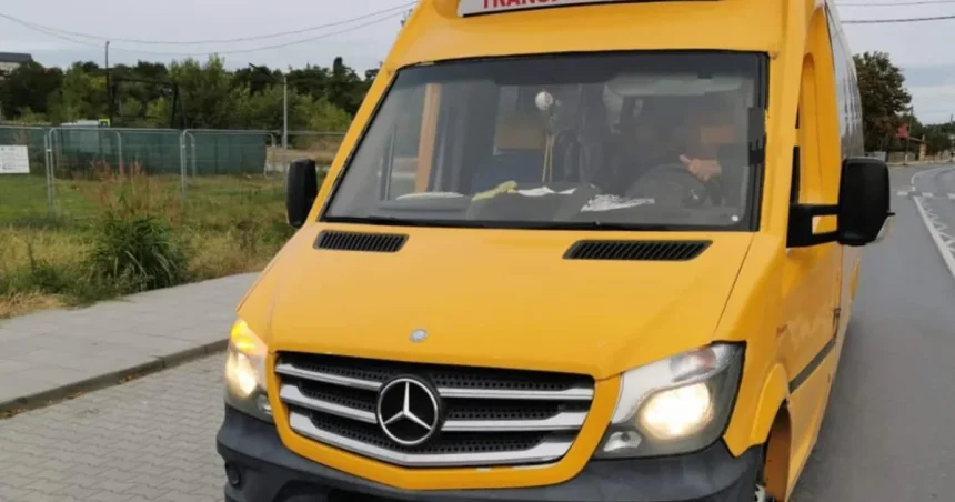 Nereguli la transportul școlar din Tulcea: amenzi de 3.500 lei și un certificat retras
