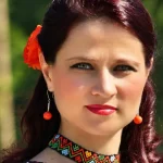 Nicoleta Voicu caută un serviciu stabil, căci banii din muzică nu-i mai ajung la rate