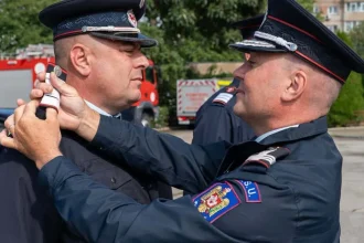Patru pompieri din Tulcea, promovați în grad mai devreme. Cine sunt militarii premiați