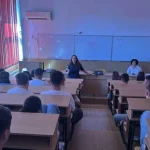 Polițiștii i-au învățat pe elevi să se protejeze de droguri, abuzuri și pericole online