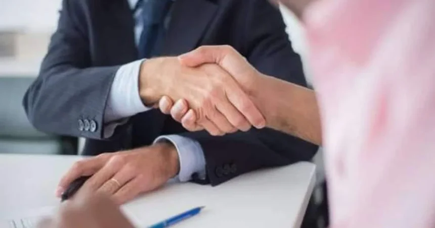 Școală din Delta Dunării angajează secretar fără vechime