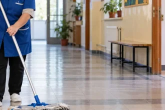 Liceu din Tulcea scoate la concurs trei posturi de îngrijitor