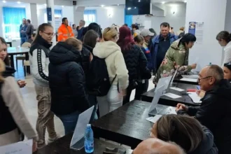 Peste 200 de joburi disponibile la Bursa Locurilor de Muncă din Tulcea