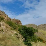 Traseu de weekend în județul Tulcea: 7 kilometri prin peisajele Munților Măcinului